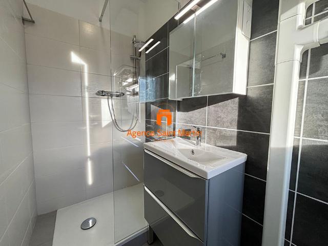 Location Appartement 3 pièces 50m²
