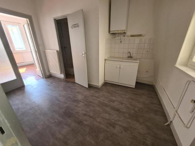 Location Appartement 3 pièces 50m² CLERMONT FERRAND 63000