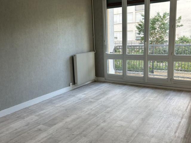 Location Appartement 3 pièces 50m² ORLEANS 45000
