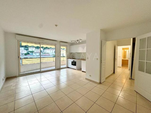 Location Appartement 3 pièces 50m² NICE 06100