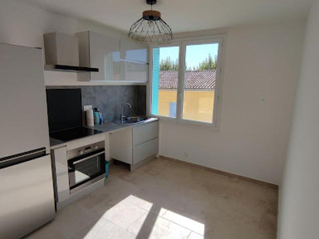 Location Appartement 3 pièces 51.86 m2 Manosque