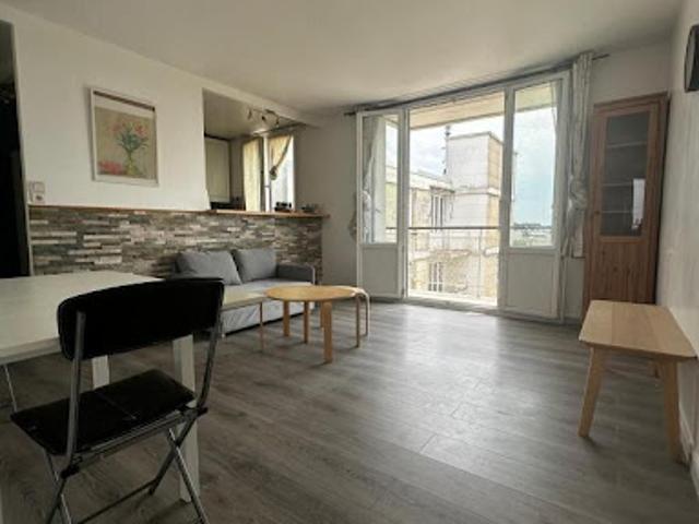 Location Appartement 3 pièces 51.96 m2 Vitry sur Seine