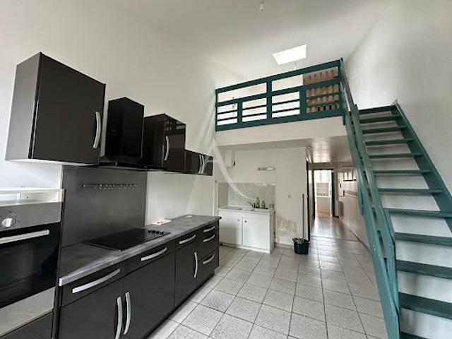 Location Appartement 3 pièces 51.08 m2 Rochefort