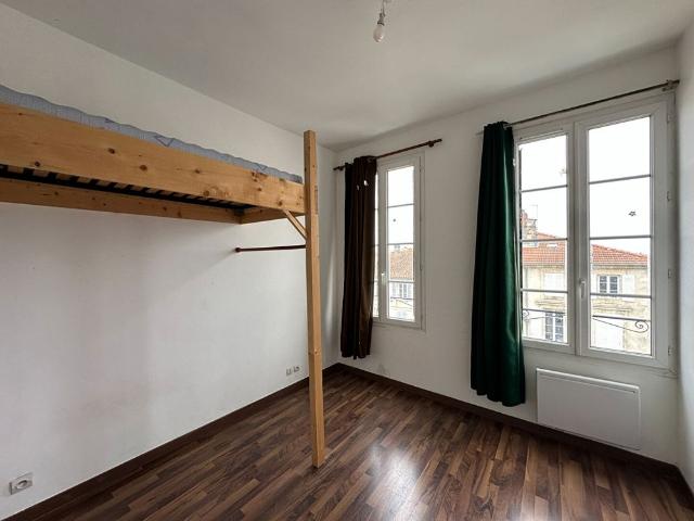 Location appartement 3 pièces, 51.08m², Rochefort