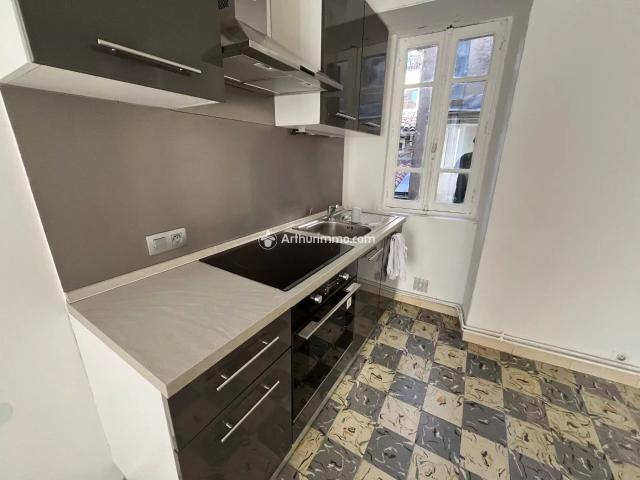Location Appartement 3 pièces 48 m2 à Millau