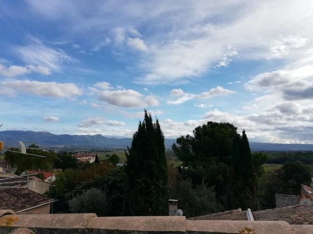 Location Appartement 3 pièces 51 m2 à Puyloubier