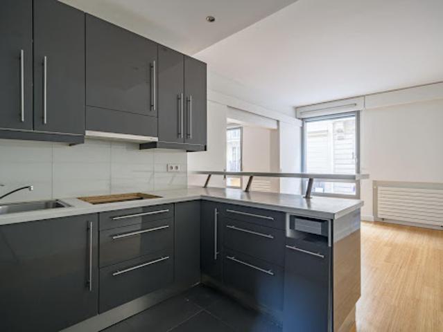 Location Appartement 3 pièces 51 m2 Paris 11ème