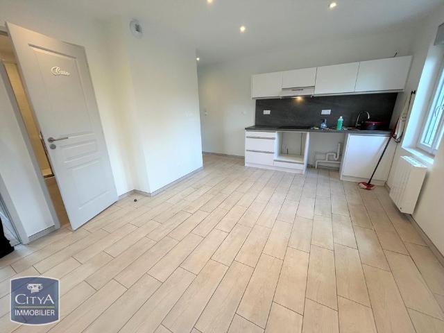 Location Appartement 3 pièces 51m² FONTAINES SUR SAONE 69270