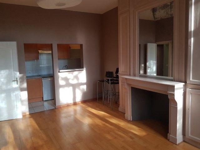 Location Appartement 3 pièces 51m² LILLE 59800