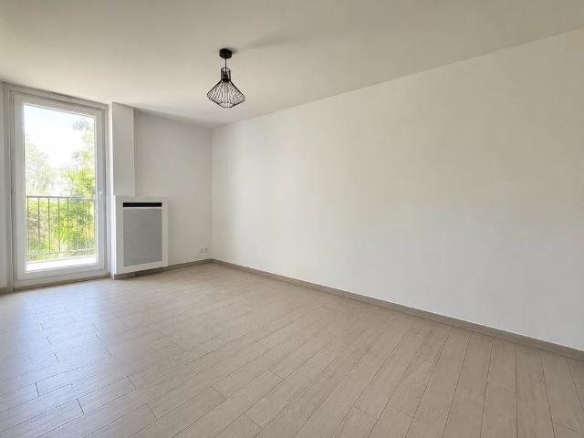 Location Appartement 3 pièces 51m² NICE 06000