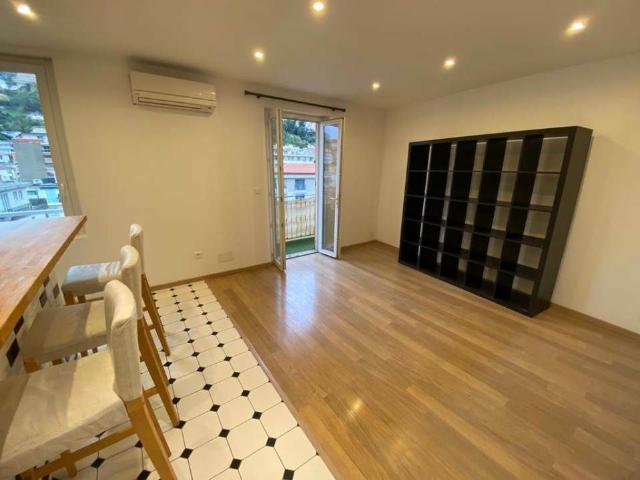 Location Appartement 3 pièces 51m² NICE 06100