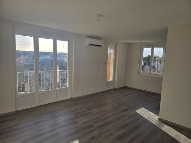 Location Appartement 3 pièces 51m² PARAY LE MONIAL 71600