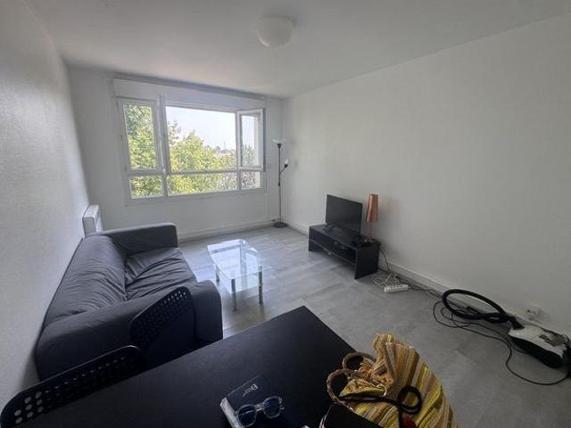 Location Appartement 3 pièces 51m² PESSAC 33600