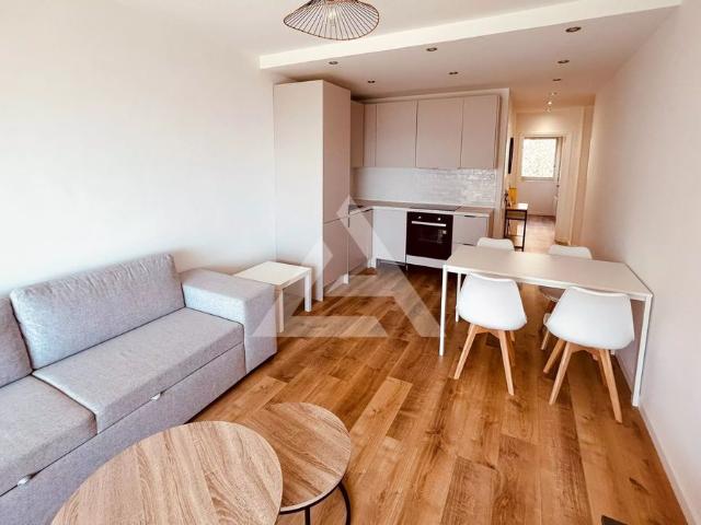 Location Appartement 3 pièces 51m² ROQUEBRUNE CAP MARTIN 06190