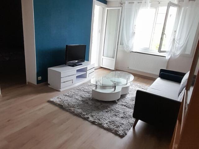 Location appartement 3 pièces, 52.05m², Saint Jean de la Ruelle