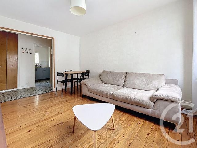 Location Appartement 3 pièces 52m² CHAMALIERES 63400