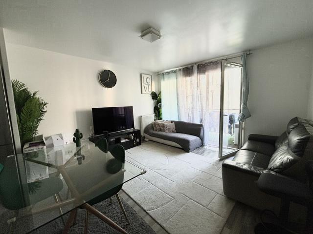 Location appartement 3 pièces, 57.53m², Melun