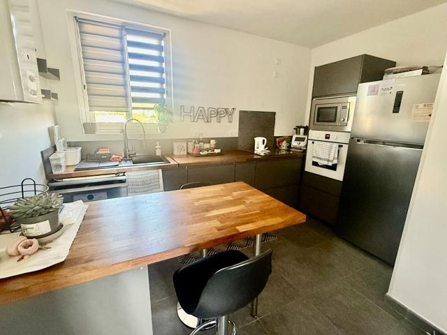 Location appartement 3 pièces, 57.74m², Salon de Provence