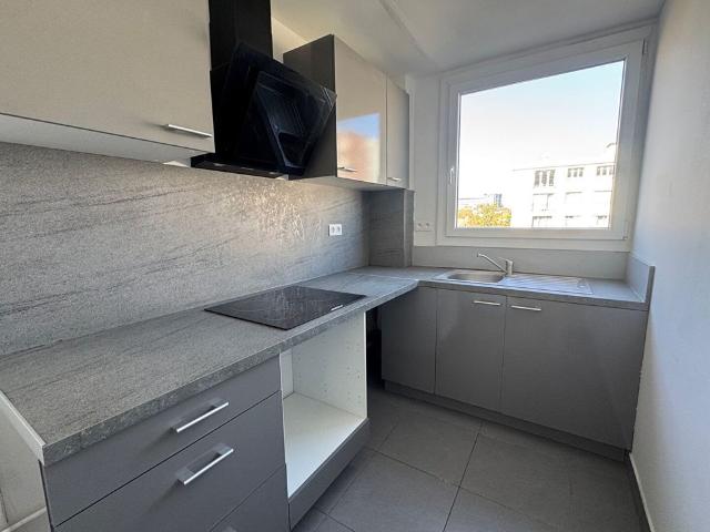 Location appartement 3 pièces, 57.39m², Villejuif