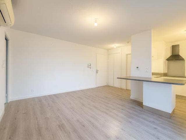 Location Appartement 3 pièces 57 m2 Montfavet
