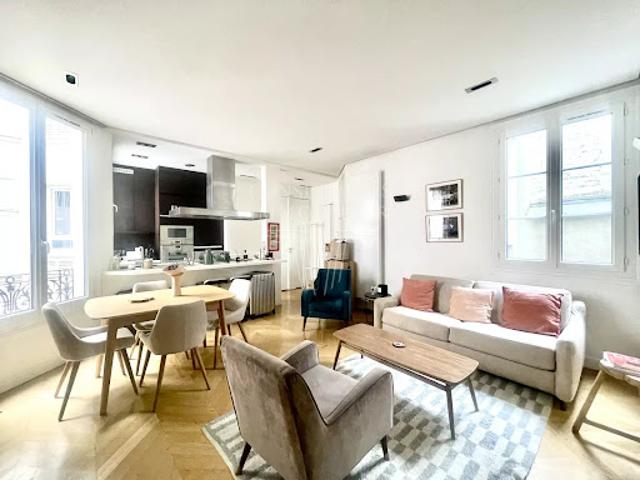 Location Appartement 3 pièces 57 m2 Paris 17ème