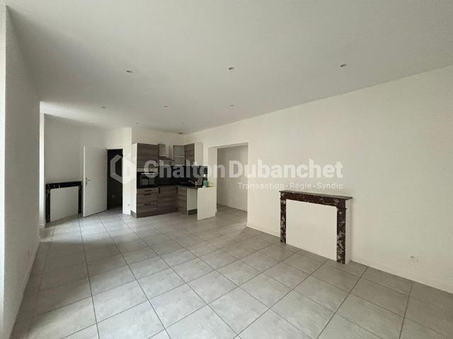 Location Appartement 3 pièces 57m²