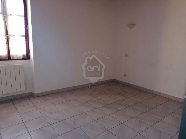 Location Appartement 3 pièces 57m²