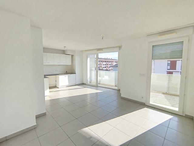 Location Appartement 3 pièces 57m²