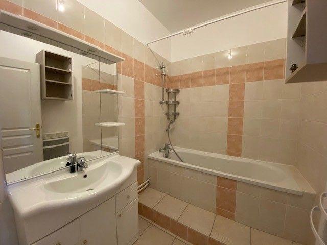 Location Appartement 3 pièces 57m²