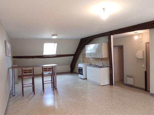 Location Appartement 3 pièces 57m² ARGENTON SUR CREUSE 36200