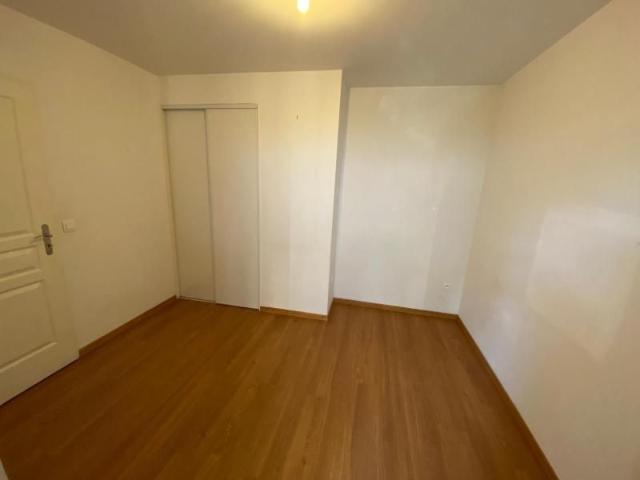 Location Appartement 3 pièces 57m² DECINES CHARPIEU 69150