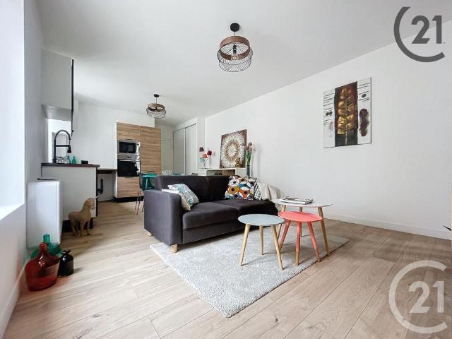 Location Appartement 3 pièces 57m² LA NEUVILLETTE 51100