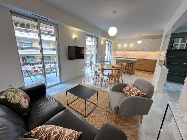 Location Appartement 3 pièces 57m² NICE 06300
