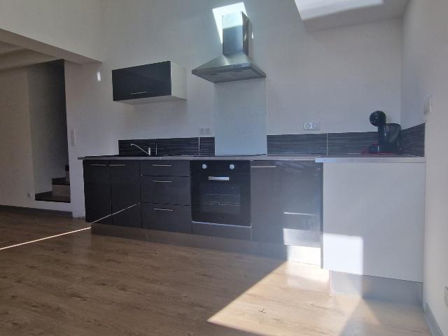 Location Appartement 3 pièces 57m² ST CHELY D APCHER 48200