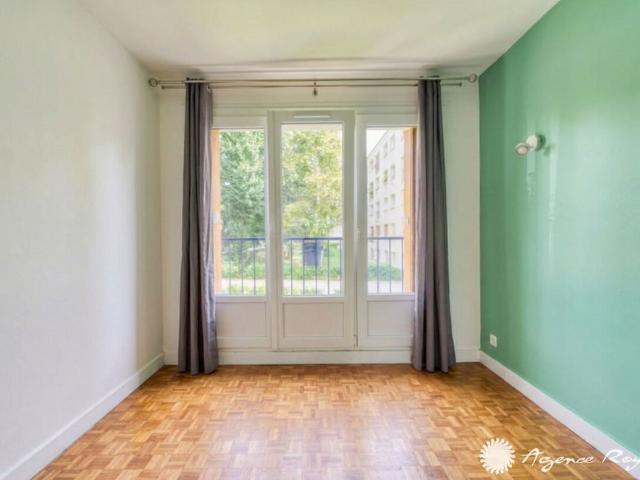 Location Appartement 3 pièces 57m² ST GERMAIN EN LAYE 78100