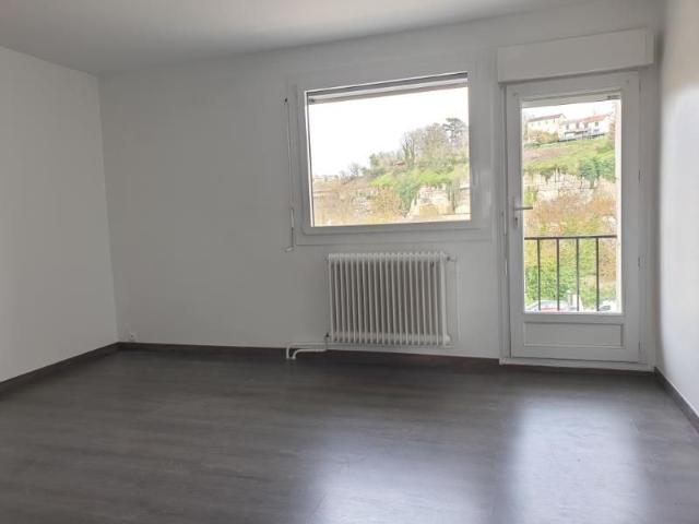 Location Appartement 3 pièces 57m² POITIERS 86000