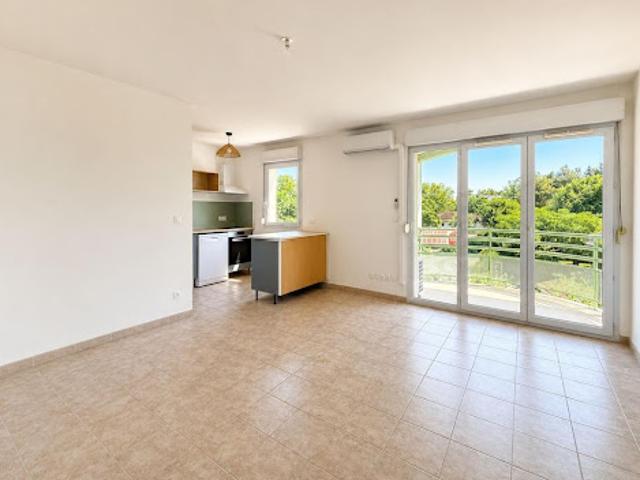 Location Appartement 3 pièces 54 m2 Montfavet