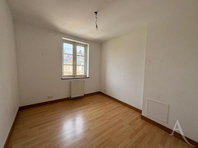 Location appartement 3 pièces, 54.72m², Mantes la Jolie