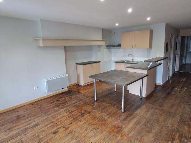 Appartement 3 pièces Le Fraysse 54.00m² 430€ à louer l'Adresse