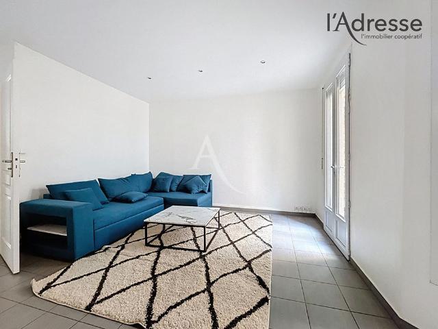 Location appartement 3 pièces, 54.00m², Suresnes