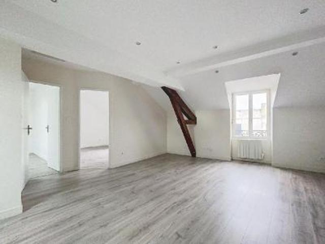 location appartement 3 pièces 54 m2 saone et loire 71000 570 €