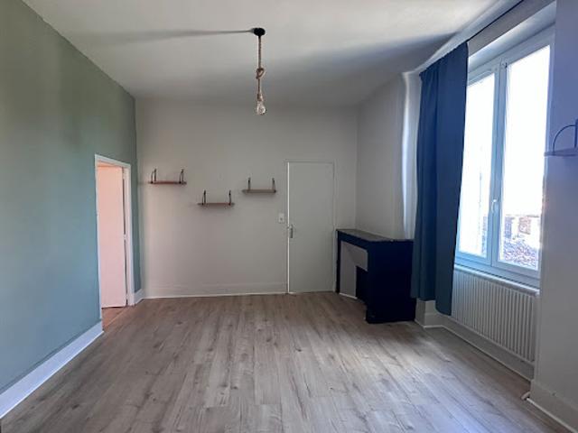 Location Appartement 3 pièces 54 m2 Septfonds