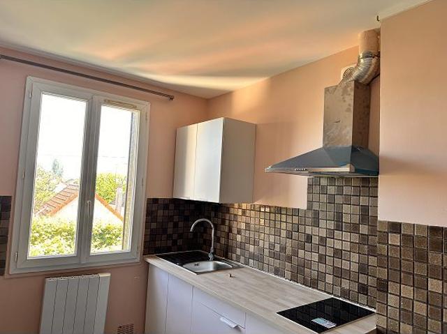 Location Appartement 3 pièces 54m² CHOISY LE ROI 94600