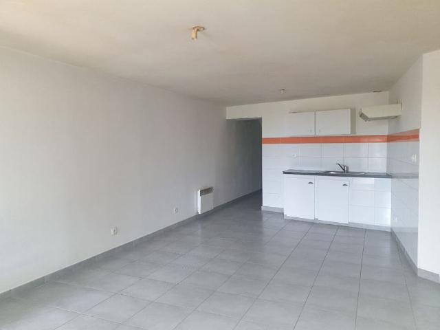 Location Appartement 3 pièces 54m² LA CALMETTE 30190