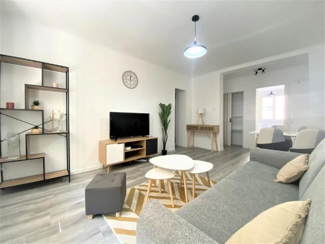 Location Appartement 3 pièces 54m² MARSEILLE 4ème