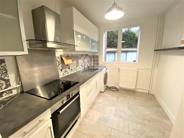 Location Appartement 3 pièces 55.74 m2 Versailles