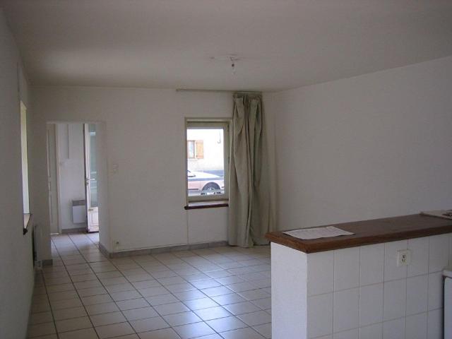 Location appartement 3 pièces, 55.14m², Confrançon