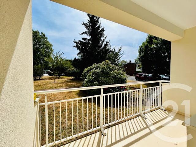 Location Appartement 3 pièces 55.19 m2 L'hay les roses