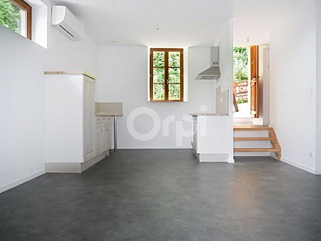 Location Appartement 3 pièces 55 m2 Terrasson Lavilledieu