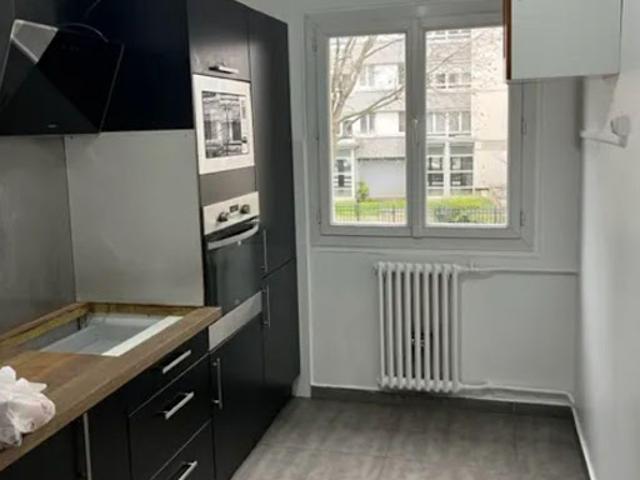 Location Appartement 3 pièces 55 m2 Aubervilliers